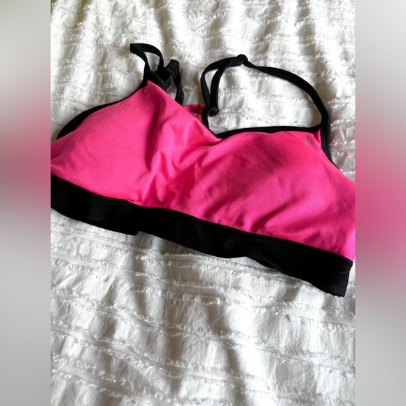 Women’s sports bra, pink, removable pads, medium - Picture 1 of 1